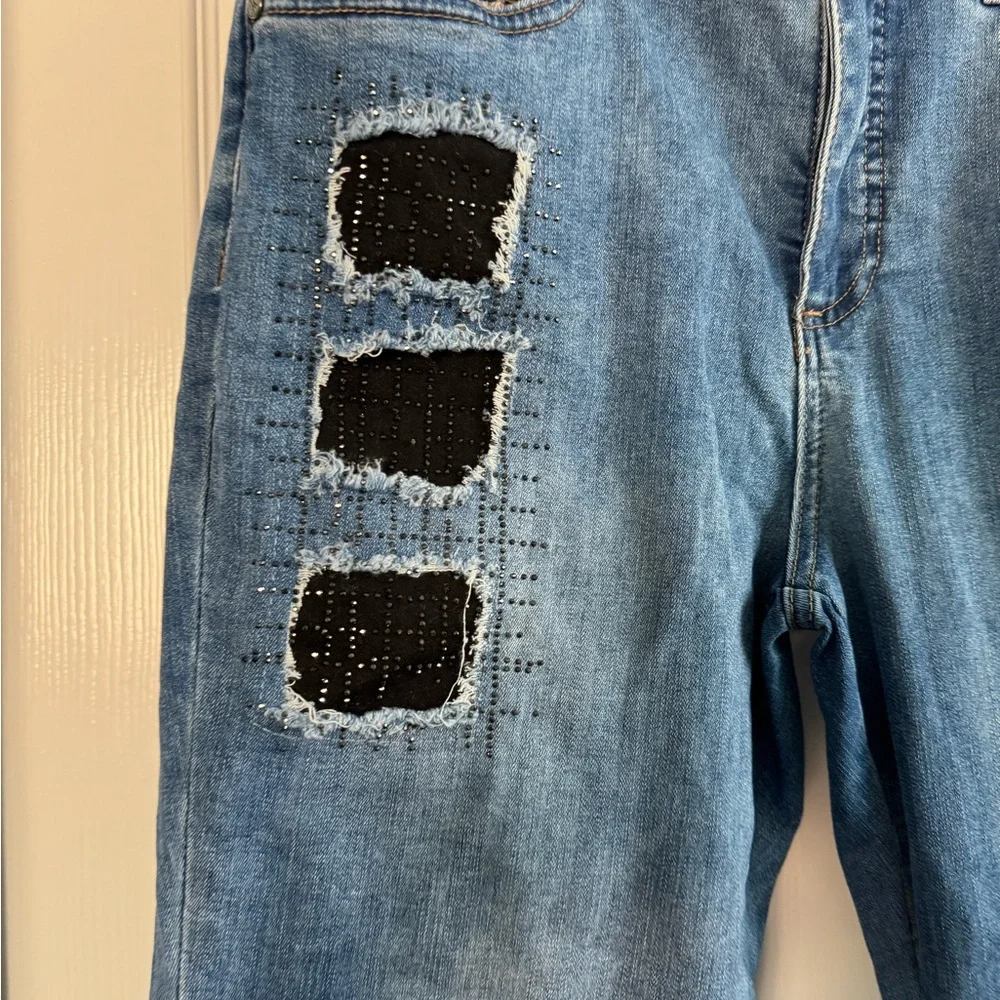 Joseph Ribkoff Rhinestone & Patch Work Cropped Jeans - Picture 3 of 7